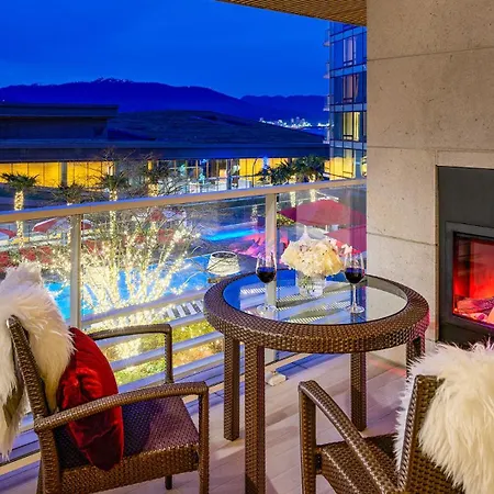 Fairmont Pacific Rim Hotel Vancouver Exterior photo