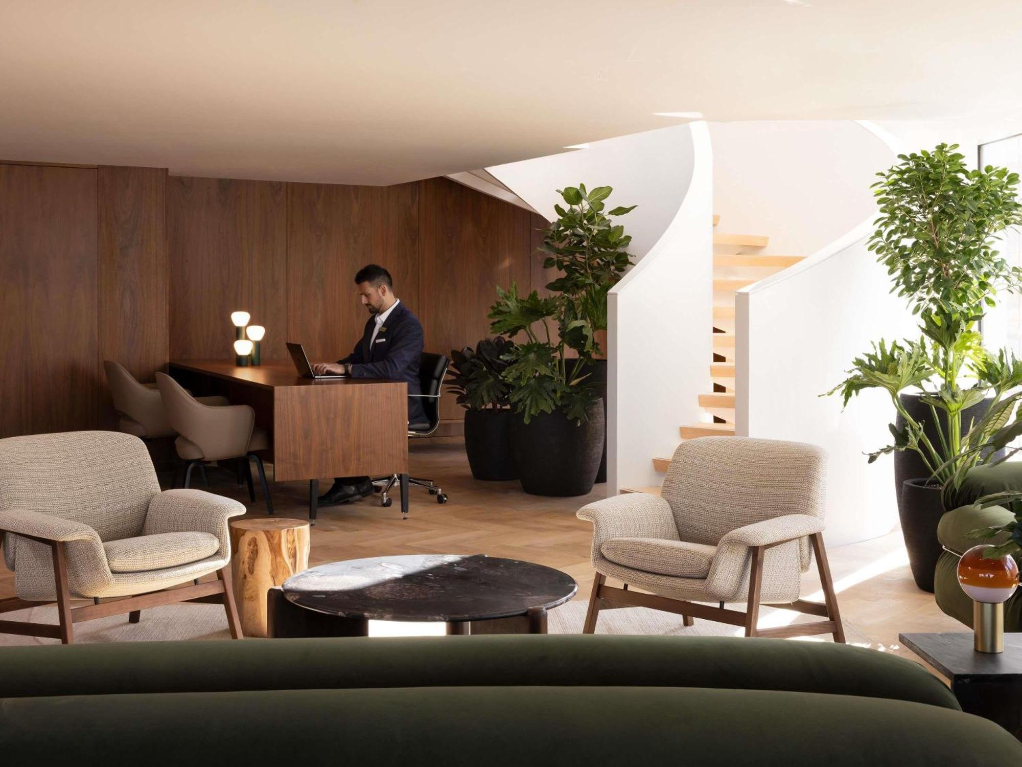 Hotel Fairmont Pacific Rim 5*